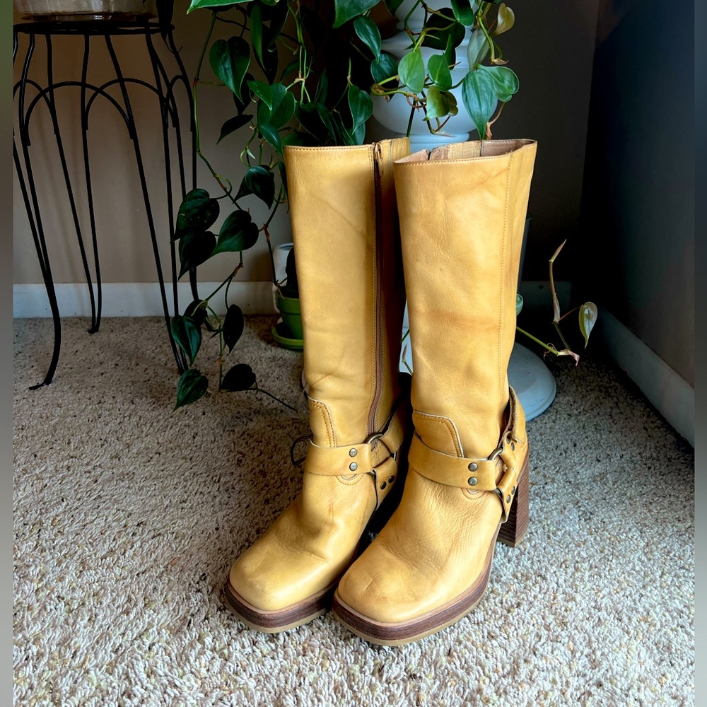 VTG Frye Karma 12L Harness Boots - Square Toe